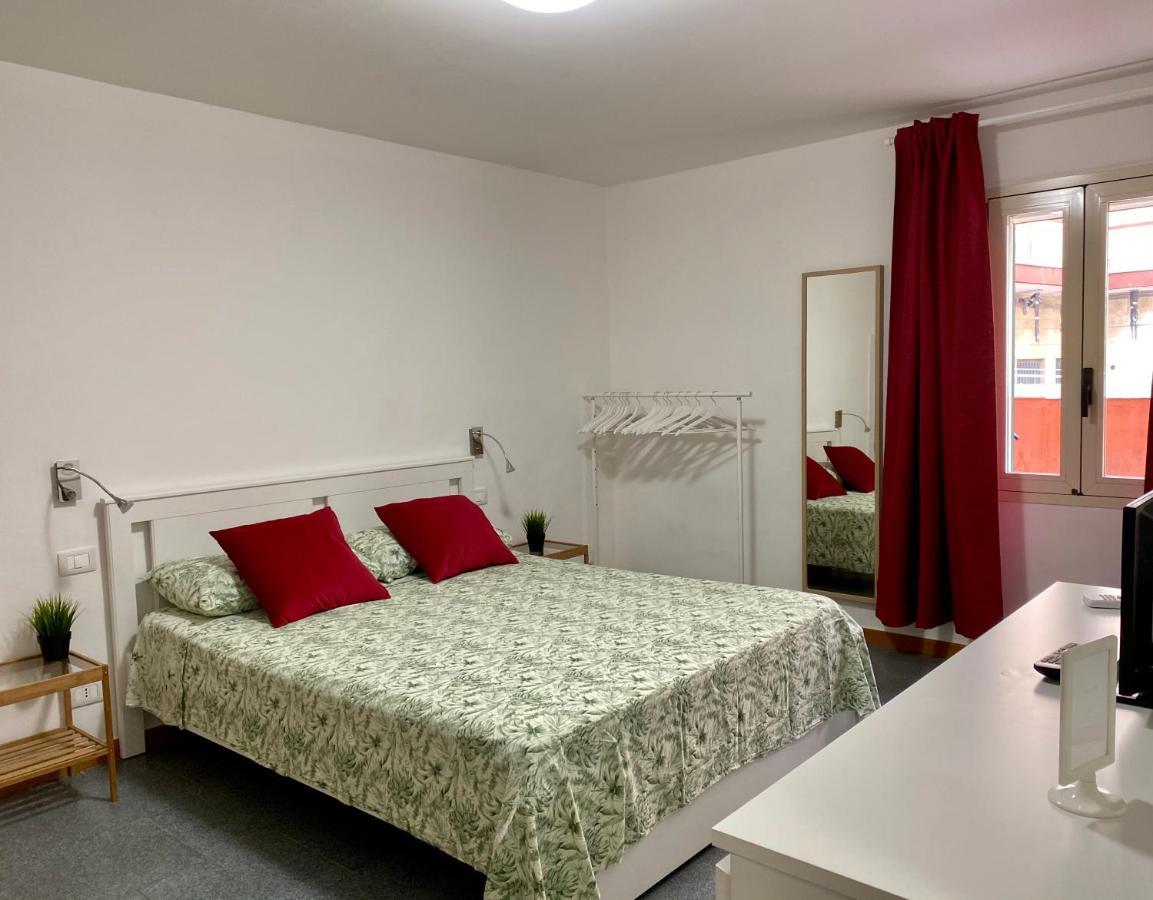 Pisani Apartment Bari Exteriör bild